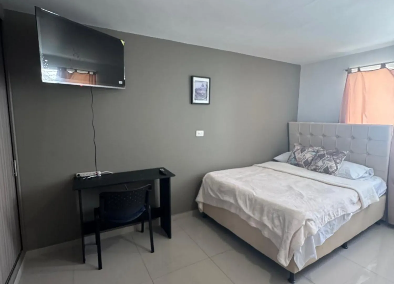 Amplio Apartamento En La 70 Estadio Laureles Para Grupos Familiares O Amigos Medellín Appartement